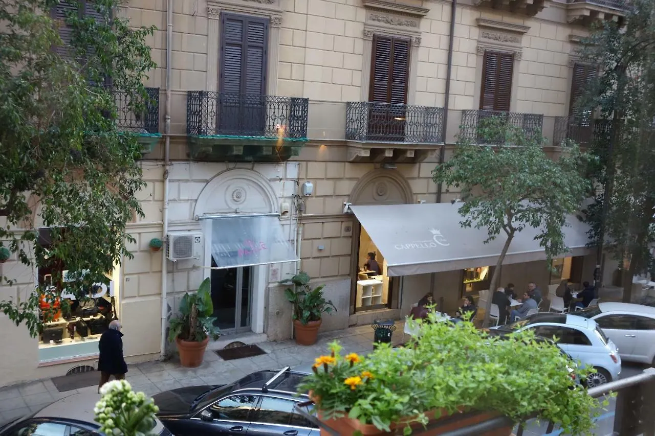 Villa A Casa Di Amelie Palermo 0*,